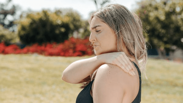 Treating Calcium Deposits in the Shoulder with Shockwave Therapy